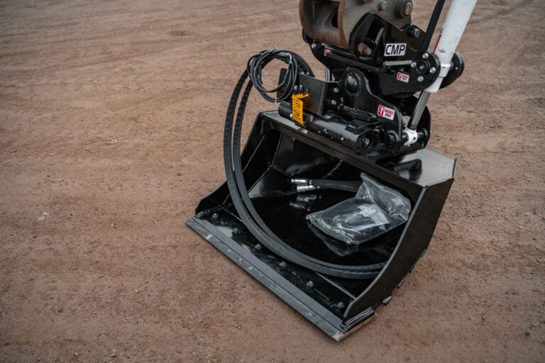 CMP Tilt/Rotate Bucket